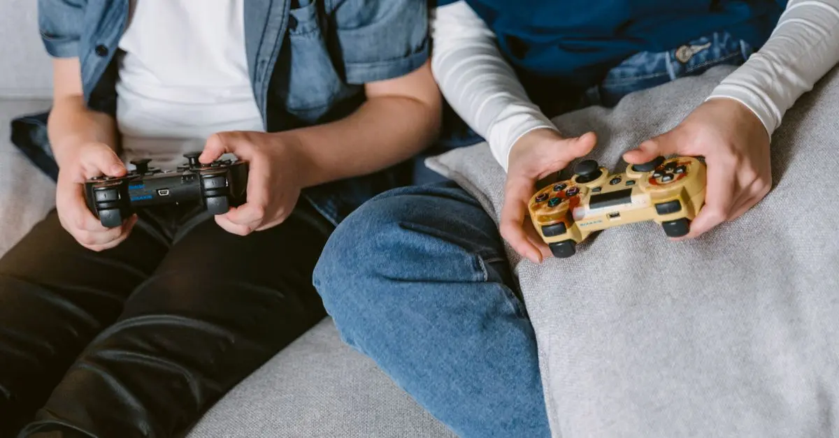 10 accessoires indispensables pour votre setup gaming